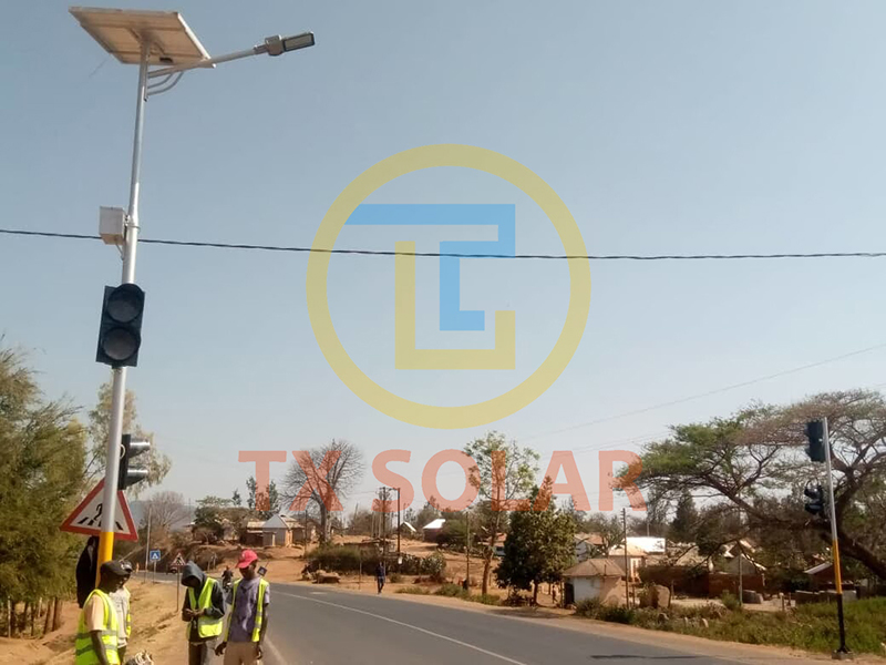 Tanzaniaanse straatlantaarn op zonne-energie
