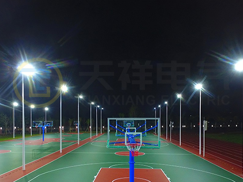 Outdoor sports venue lighting