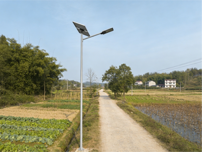 Separated solar street lights